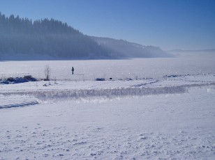 Le lac des Taill�res en hiver